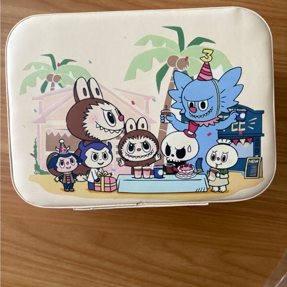 Cute little monster mirrored box case